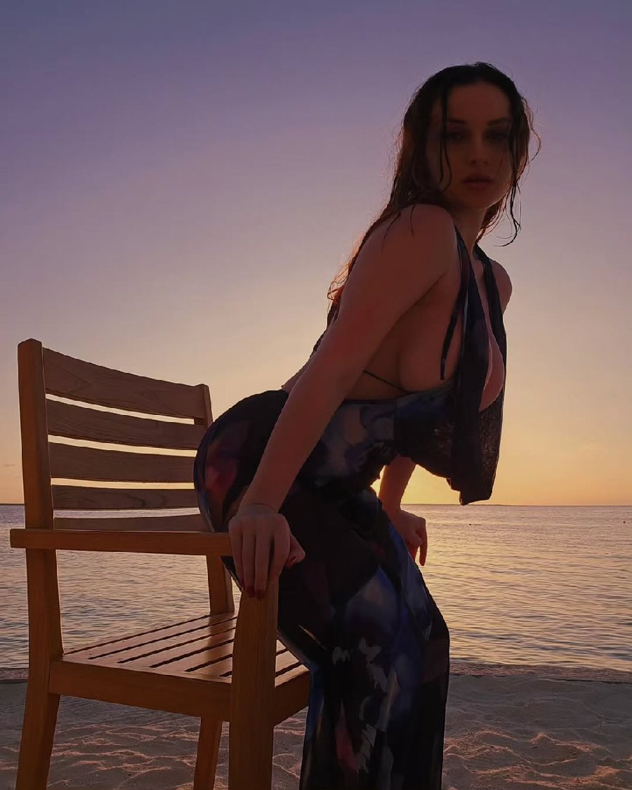 Sexy girl Miranda Faith nude in Tangshan