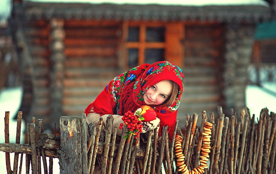 Sexy girl Women in Slavic costumes in Tangshan